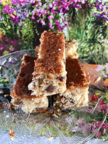 Banana Chocolate Chip Bars: Recipes at my Table